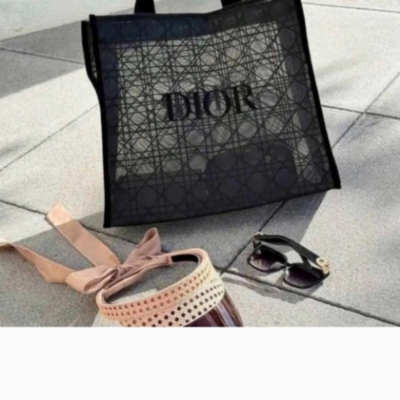 Dior Mesh Tote - Picture 2 of 5